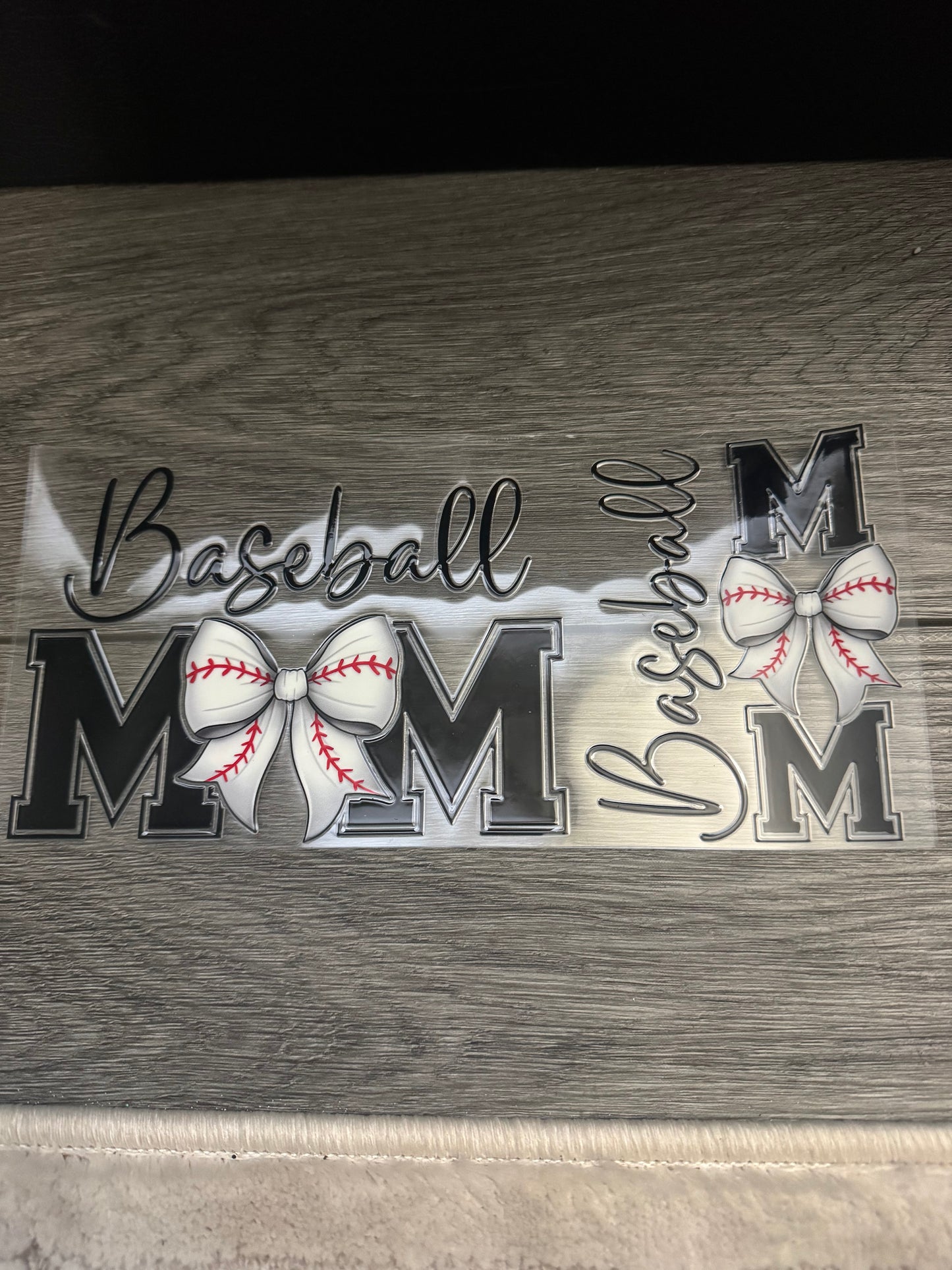 Baseball mom with baseball bow